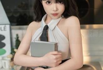 Bangni邦尼的学妹，要我说，美图没圣光反而更真实吧。