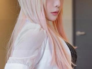 Dami(퀸다미)在线写真：穿旗袍的她，每一个动作都像是在变魔术，顺便让我心神不宁。