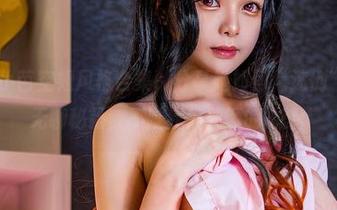 Hachi小芭空姐风格合集,分享她如何“迷倒”乘客的无聊秘籍,不过我们都懂的,嘘!