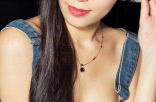 KelaGirls克拉女神 – 我看见若菲的牛仔裤，合集里竟有点意外的吸引力。
