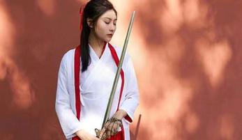 MiiTao蜜桃社 – 玩转四季的旅拍-绯月樱-Cherry这次又耍了哪些花样？快来看作品！