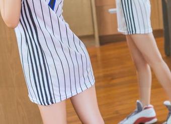 TouTiao头条女神 – 高清图片，李由美的职业装不小心撩到了你的眼