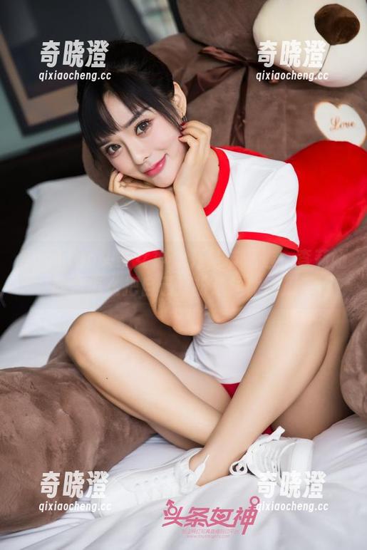 TouTiao头条女神-查莉娅 TouTiao头条女神 - 万圣节精选:查莉娅教你怎么把自己打扮成逗比南瓜!
