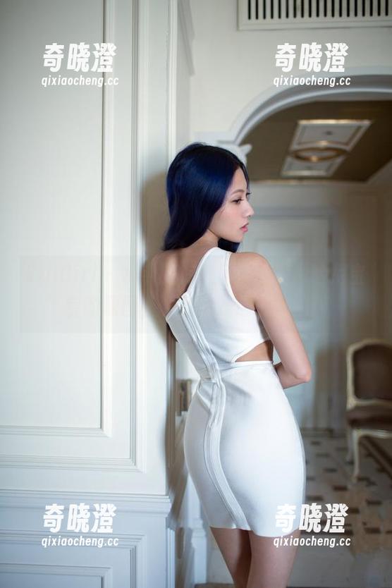 TuiGirl - 水手服在微风中摇曳，哈尼宝宝的原图，下载就是这么简单！