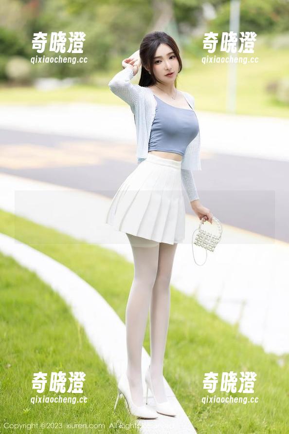 Xiuren秀人网-FoxYini孟狐狸 Xiuren秀人网 - 谁把FoxYini孟狐狸的私拍图集藏在秘密盒子里了?