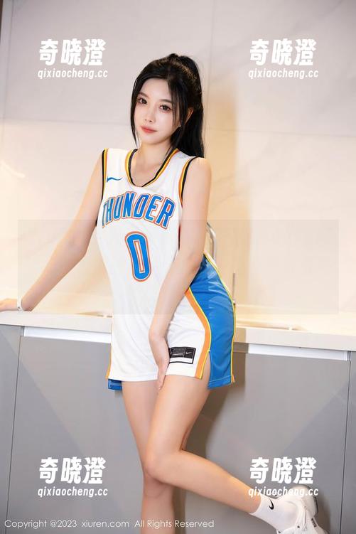 Xiuren秀人网-laura阿姣 Xiuren秀人网 - 懒散的午后,laura阿姣与短裙俩的高清合集——有些不可言喻的氛围。