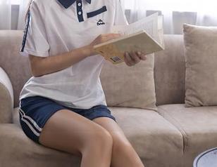 Xiuren秀人网 – 这份于诺诺ise短裤套图,能不能让我们稍微停下来想想,短裤的哲学?