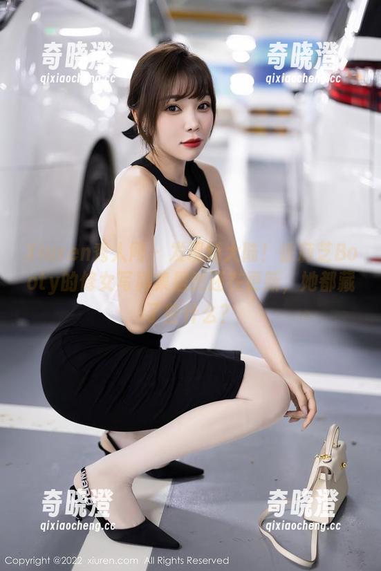 Xiuren秀人网-徐莉芝Booty Xiuren秀人网 - 发现新大陆!徐莉芝Booty的修女写真集居然还在更新,她都藏了些什么?