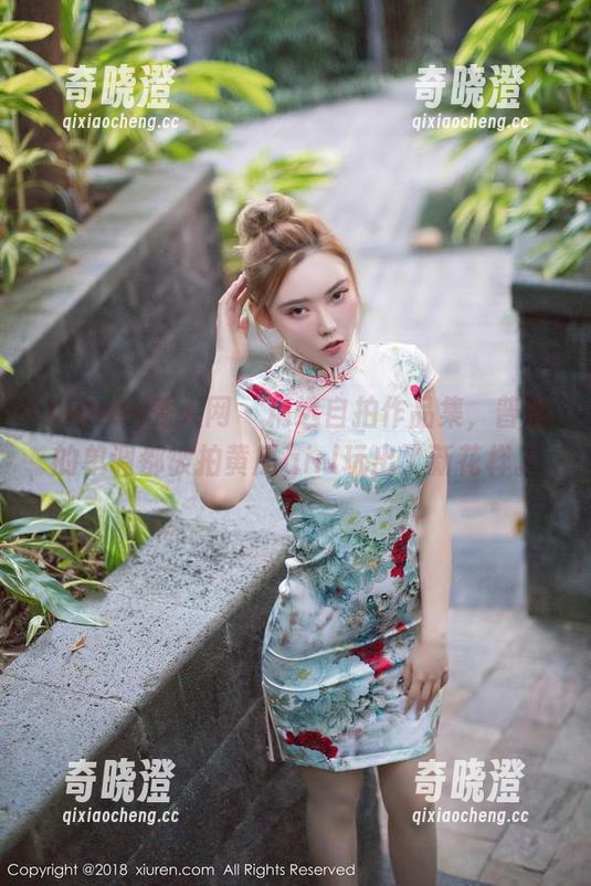 Xiuren秀人网-拍黄瓜girl Xiuren秀人网 - 精选自拍作品集,普通的单调都被拍黄瓜girl玩出了新花样。