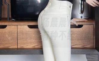 Xiuren秀人网 – 杨晨晨Yome黑丝美臀私拍,原图竟然有种不经意的撩拨感