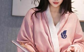 Xiuren秀人网 – 模特与纹身的小火花,舌尖上的菊花ace定制写真来了