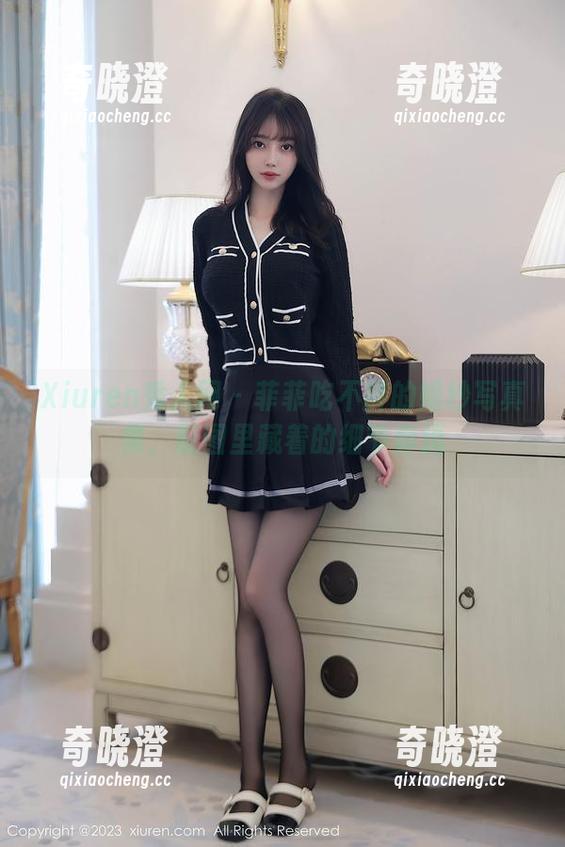 Xiuren秀人网-菲菲吃不胖 Xiuren秀人网 - 菲菲吃不胖的婚纱写真集,原图里藏着的细节真逗