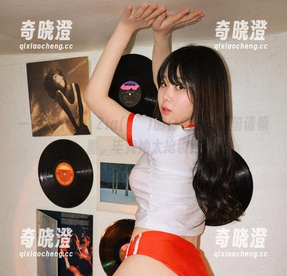 一图胜千言，Zia(지아)的白色，下载前请慎重，毕竟她太抢镜！