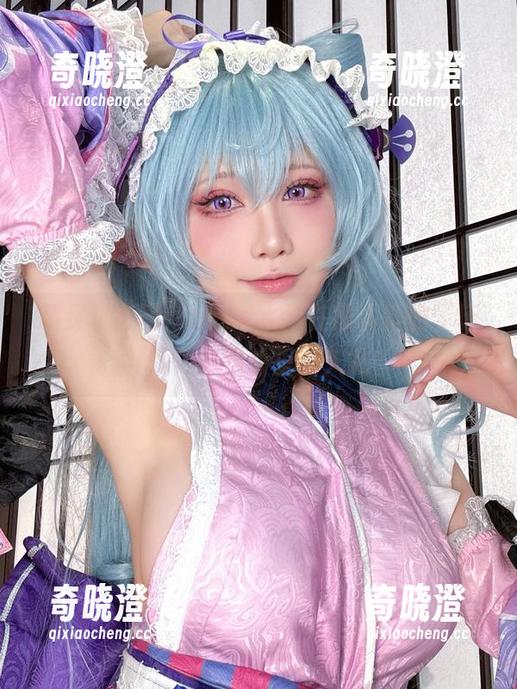 精灵村套图：aqua水淼在很认真的“玩儿”这些村里的人儿