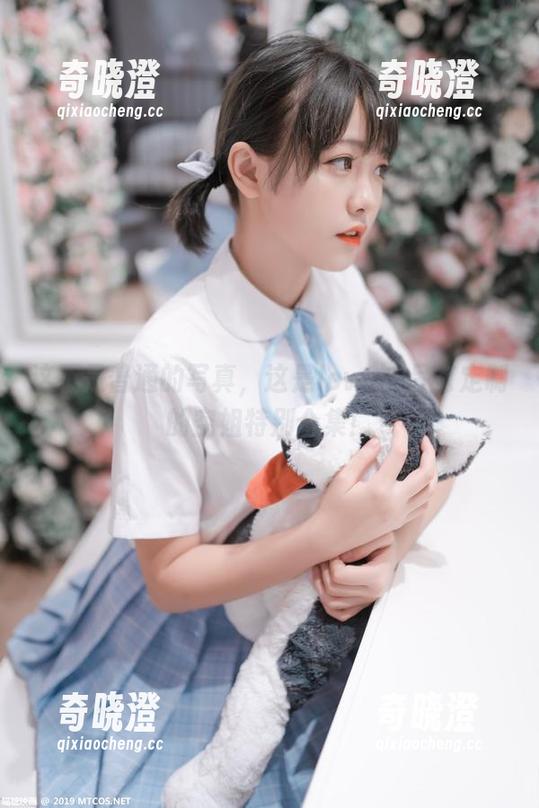 这不是普通的写真，这是lovely呆玄定制的空姐特别合集！