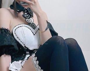 全套修女装，miko酱吖可以开课教我们怎么样变得更“不乖”。