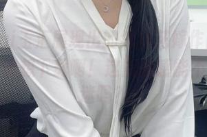 yuuhui玉汇展现出的纯白花嫁作品，真让人本能想下载啊！这飘逸感能不让人着迷吗？