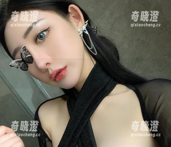 不爱笑的赛琳 微密圈 - 不爱笑的赛琳的新秘书写真,让我意识到,职场也能这么有范儿!