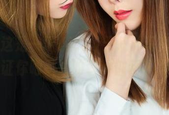 丽柜 – 这是一场Vicky天使的写真秀，敢保证你吧趴边的薯片都吞下去！