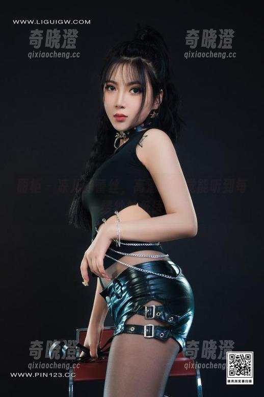 丽柜 - 凉儿的蕾丝，高清到感觉能听到每一缕纱的低语。