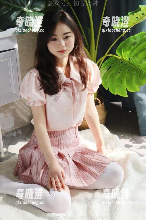 初夏女神-安妮 初夏女神 - 安妮精选:不再犹豫,姿态竟然这么自信?