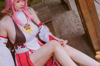 高清写真，毫不吝啬地展现前羽rr的BA明日奈，果然每一帧都有意思。
