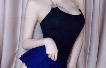 走出掩藏的猫窝，啾小妍变身暗夜猫女！原图见不见？