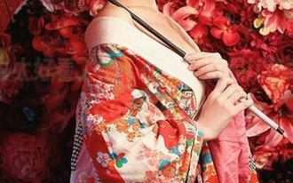 套图也太好看了吧，在下萝莉控ii变身成了cos女王！