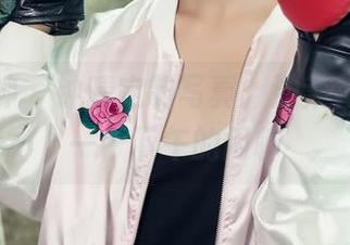 头条女神 – 钟晴定制写真：油菜花与我，一个下午的闲聊