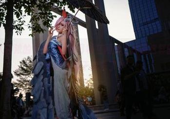 奶狮不咬人信浓的作品，居然可以在网盘上找到这样的角度，其他博主都干嘛去了？
