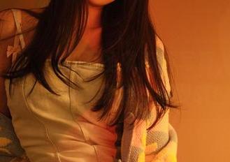 姜仁卿(강인경)的万圣节高清写真，照片背后那点搞怪你意想不到哦！