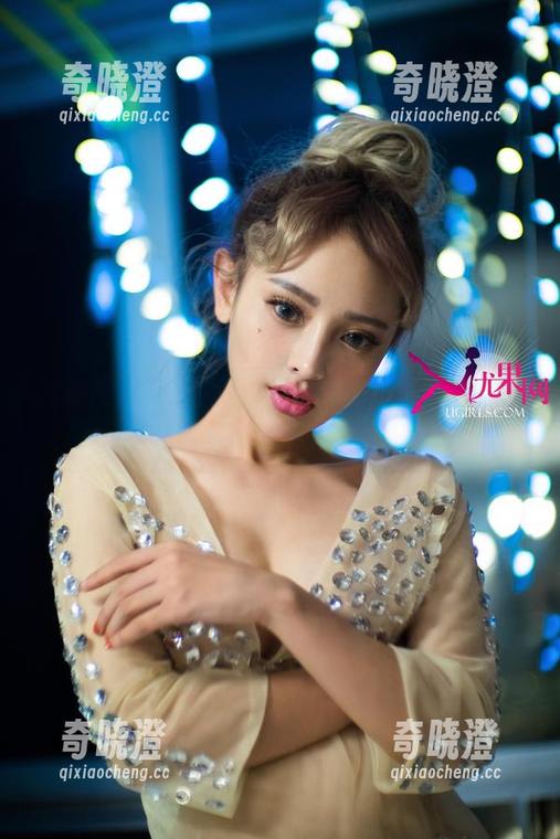 尤果网 - 一波不可思议的连衣裙，蜜儿与她的免费合集等你来挖掘！