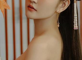 尤蜜荟 – 高清版兔女郎：H杯陈若初化身萌兔，是兔子还是她把我给迷住了？