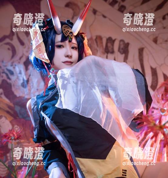 照片里，拖拉大王上传的恶堕小恶魔究竟藏着什么暗示？