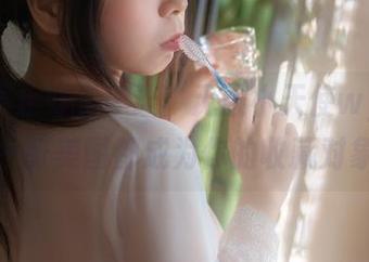 套装不止好看！让“无颜小天使wy”的每一张美图都成为你的收藏对象！