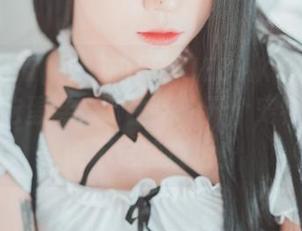 普美Bomi(보미)的[BLUECAKE]夜之城合集，吃蛋糕，聊生活，开个宠物咖啡店说不定能成功！