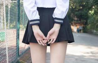 梦丝女神 – 教室顷语中的刘诺套图，让我想起一段沉默的青春，找不到出口但又不想离开。