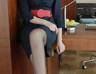 模范学院 – 李可可的这组瑜伽写真集，是不是可以把练习排进日程里？别问我为什么，只是好奇。