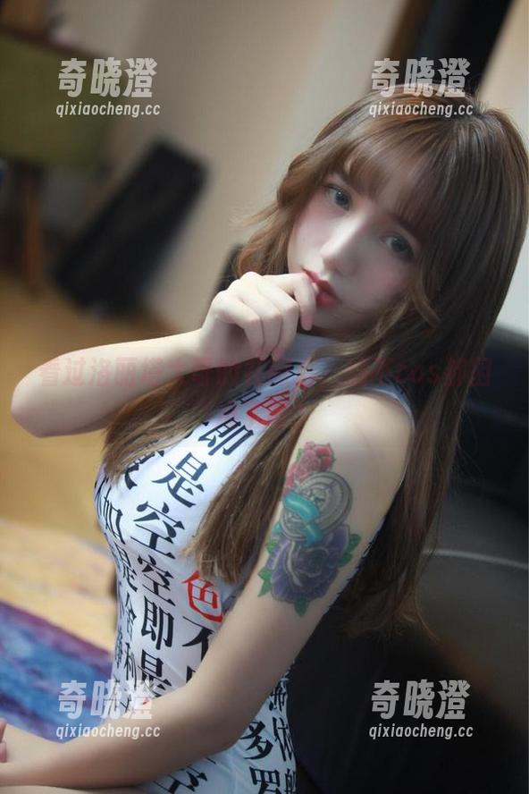 看过洛丽塔大哥的礼服后，想不cos都困难了吧？