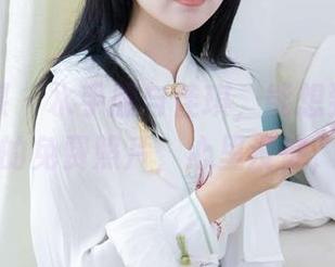 物恋传媒 – 水手服与佳琪,能想到的最不可思议的免费照片,心里没底,你呢?