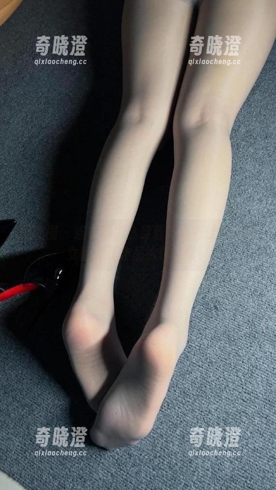 白龙猫女 微密圈 - 连衣裙怎么穿最好看?让白龙猫女的免费作品给你答案!