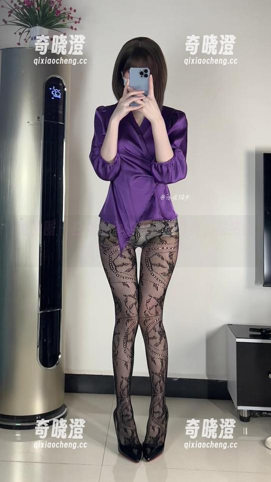 白龙猫女 微密圈 - 白龙猫女的双马尾写真,居然直击我的审美底线?