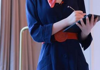 秀人网 – FoxYini孟狐狸全新镂空作品,最新原图让我脑补了好多画面……