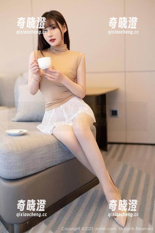 秀人网-Yuki鱼儿 秀人网 - 看着Yuki鱼儿的套装,感觉自己每天都在衣柜里打仗。