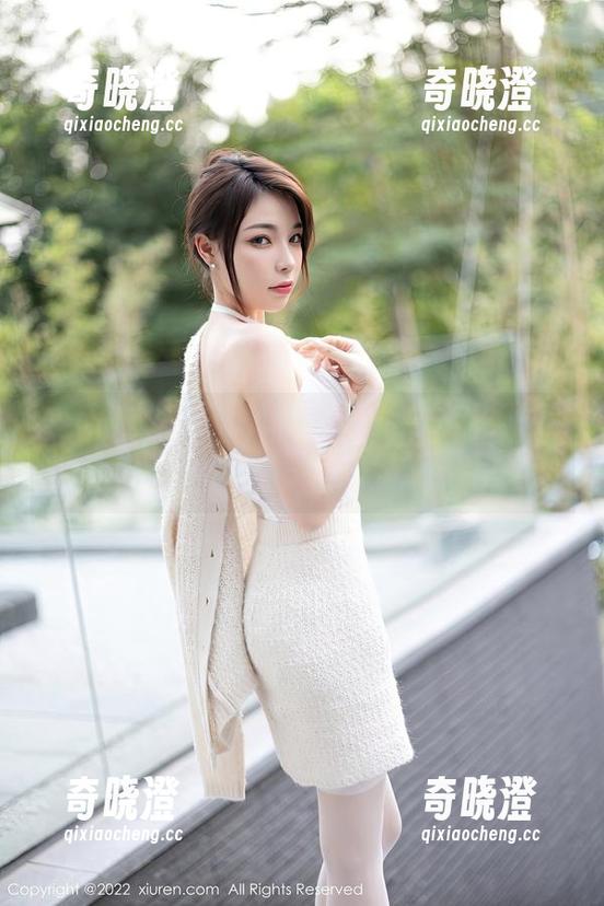 秀人网-小雨baby 秀人网 - 网盘里的女孩,果然每张都像小雨baby的心思,下载就对了。