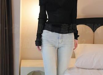 秀人网 – 你的职业装，意想不到的“想做你的猫”写真套图？