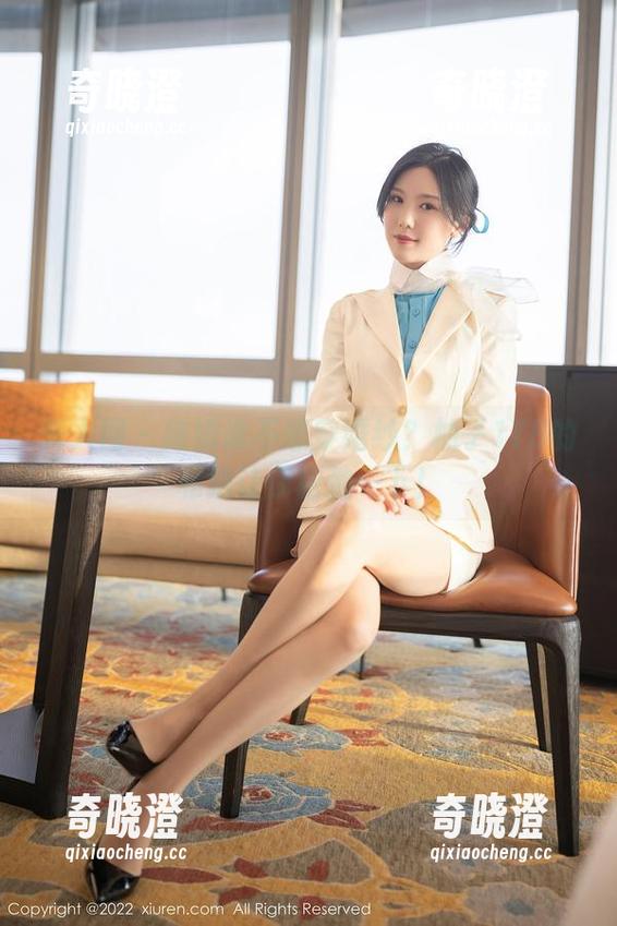 秀人网 - 结婚谁不想穿婚纱？柚子178的私拍让你松弛一下！