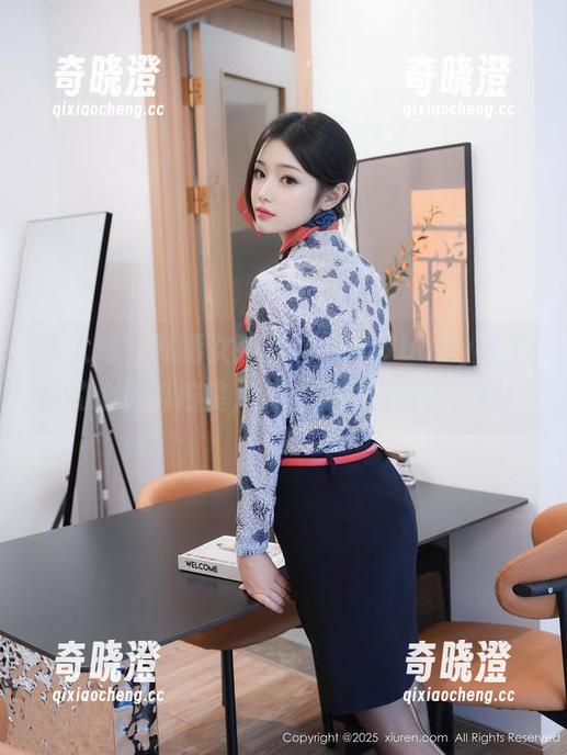 秀人网-汐汐baby 秀人网 - 高清女孩套图,汐汐baby成了你的心灵自拍星,然而这里没镜子,嘿!
