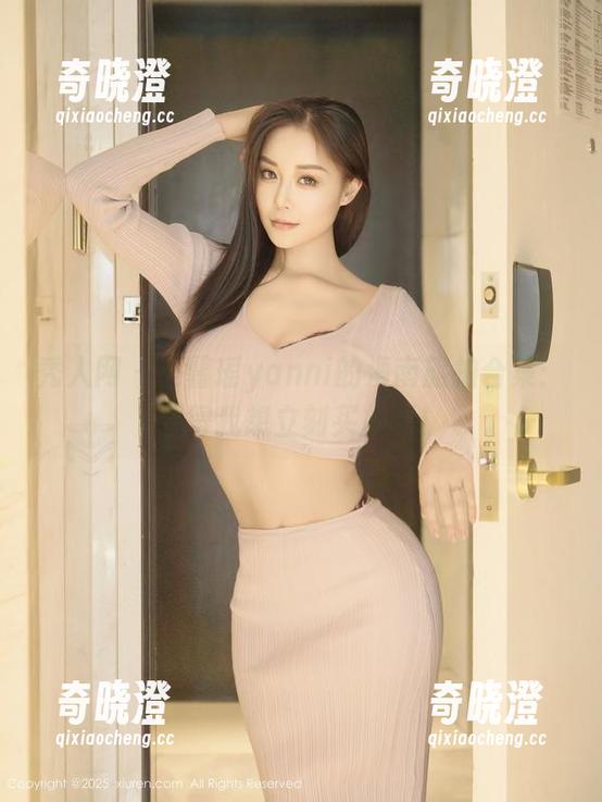 秀人网-王馨瑶yanni 秀人网 - 王馨瑶yanni的海南旅拍合集:晒得我想立刻买机票!