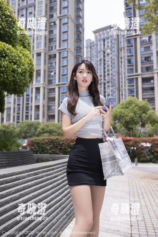 秀人网-顾楚楚 秀人网 - 顾楚楚的花样少女系列,套图更新,让我想起了青涩的我…